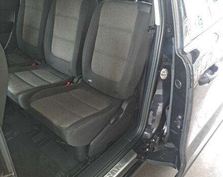 Чорний Фольксваген Шаран, об'ємом двигуна 2 л та пробігом 290 тис. км за 10500 $, фото 14 на Automoto.ua