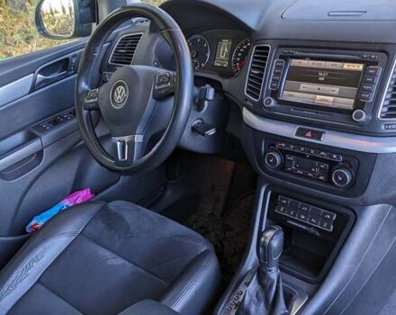 Черный Фольксваген Шаран, объемом двигателя 2 л и пробегом 218 тыс. км за 15850 $, фото 5 на Automoto.ua