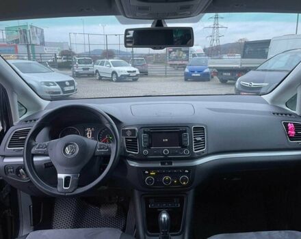 Черный Фольксваген Шаран, объемом двигателя 2 л и пробегом 235 тыс. км за 13950 $, фото 6 на Automoto.ua