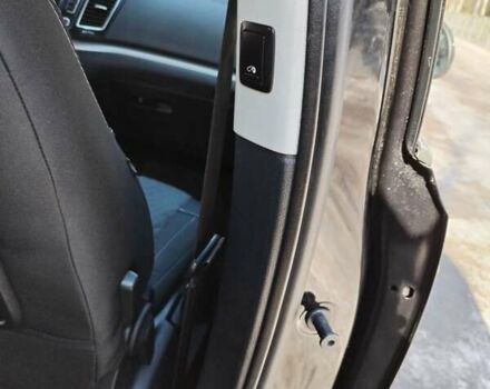 Черный Фольксваген Шаран, объемом двигателя 1.97 л и пробегом 288 тыс. км за 13800 $, фото 24 на Automoto.ua