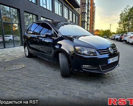 Фольксваген Шаран 2013 в Полтаве на Automoto.ua Черный Фольксваген Шаран, объемом двигателя 2 л и пробегом 246 тыс. км за 12200 $, фото 2 на Automoto.ua