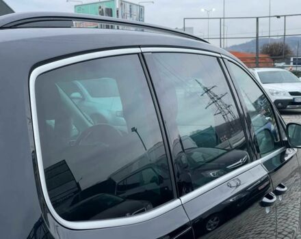 Черный Фольксваген Шаран, объемом двигателя 2 л и пробегом 235 тыс. км за 13950 $, фото 14 на Automoto.ua