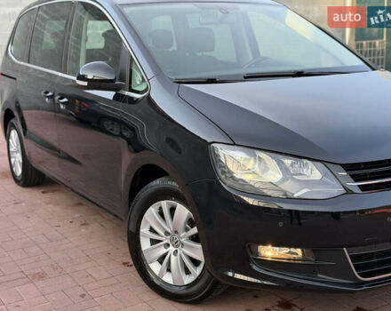 Чорний Фольксваген Шаран, об'ємом двигуна 2 л та пробігом 250 тис. км за 15900 $, фото 65 на Automoto.ua