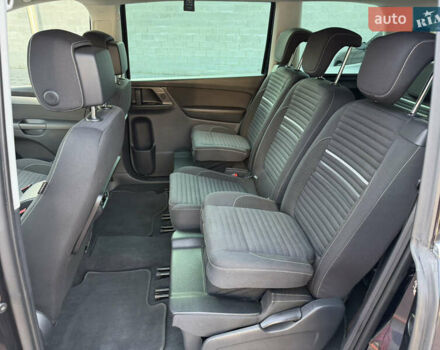 Чорний Фольксваген Шаран, об'ємом двигуна 2 л та пробігом 250 тис. км за 15900 $, фото 73 на Automoto.ua