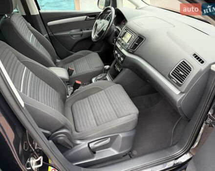 Чорний Фольксваген Шаран, об'ємом двигуна 2 л та пробігом 250 тис. км за 15900 $, фото 72 на Automoto.ua