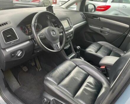 Фольксваген Шаран 2014 в Днепре (Днепропетровске) на Automoto.ua Черный Фольксваген Шаран, объемом двигателя 2 л и пробегом 81 тыс. км за 7800 $, фото 6 на Automoto.ua