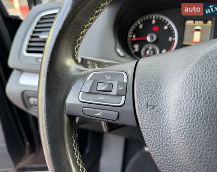 Чорний Фольксваген Шаран, об'ємом двигуна 2 л та пробігом 250 тис. км за 15900 $, фото 46 на Automoto.ua