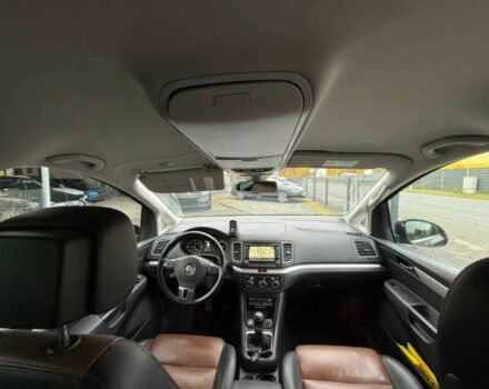 Черный Фольксваген Шаран, объемом двигателя 2 л и пробегом 88 тыс. км за 11600 $, фото 7 на Automoto.ua