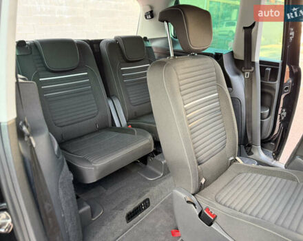 Чорний Фольксваген Шаран, об'ємом двигуна 2 л та пробігом 250 тис. км за 15900 $, фото 51 на Automoto.ua