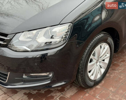 Чорний Фольксваген Шаран, об'ємом двигуна 2 л та пробігом 250 тис. км за 15900 $, фото 16 на Automoto.ua