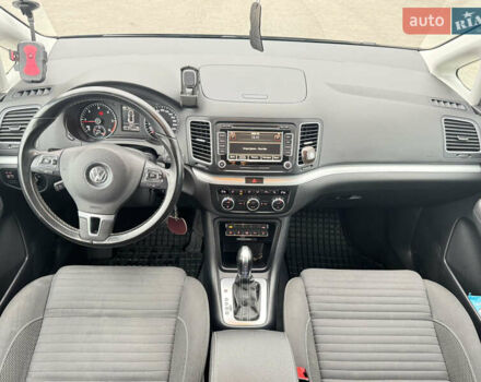 Черный Фольксваген Шаран, объемом двигателя 1.97 л и пробегом 290 тыс. км за 17604 $, фото 28 на Automoto.ua