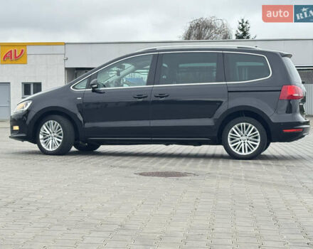 Черный Фольксваген Шаран, объемом двигателя 1.97 л и пробегом 290 тыс. км за 17604 $, фото 6 на Automoto.ua