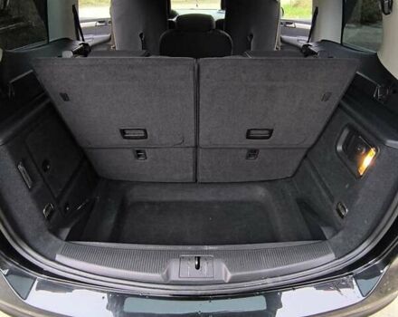 Черный Фольксваген Шаран, объемом двигателя 2 л и пробегом 147 тыс. км за 20000 $, фото 15 на Automoto.ua