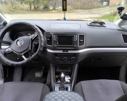 Черный Фольксваген Шаран, объемом двигателя 2 л и пробегом 147 тыс. км за 20000 $, фото 25 на Automoto.ua