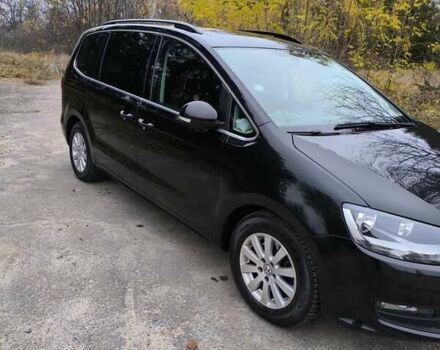 Черный Фольксваген Шаран, объемом двигателя 2 л и пробегом 147 тыс. км за 20000 $, фото 4 на Automoto.ua
