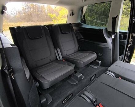 Черный Фольксваген Шаран, объемом двигателя 2 л и пробегом 147 тыс. км за 20000 $, фото 14 на Automoto.ua