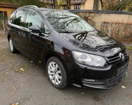 Черный Фольксваген Шаран, объемом двигателя 2 л и пробегом 87 тыс. км за 8000 $, фото 2 на Automoto.ua