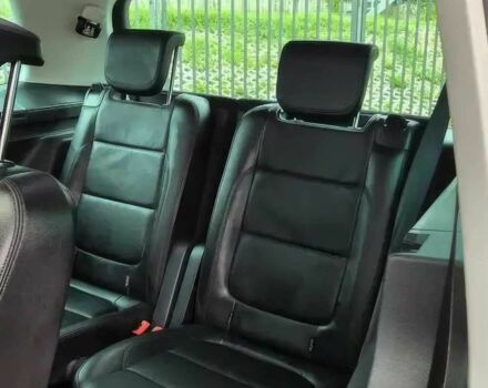 Черный Фольксваген Шаран, объемом двигателя 1.6 л и пробегом 48 тыс. км за 7500 $, фото 8 на Automoto.ua