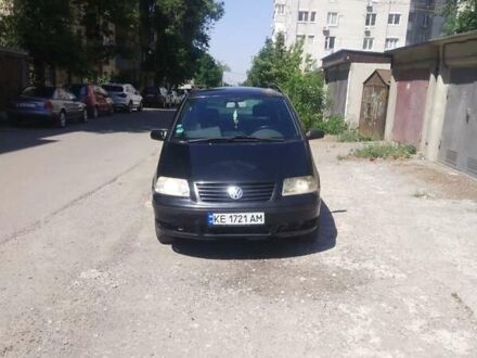 Фольксваген Шаран 2000 у Дніпро (Дніпропетровську) на Automoto.ua Чорний Фольксваген Шаран, об'ємом двигуна 1.9 л та пробігом 401 тис. км за 3200 $, фото 1 на Automoto.ua
