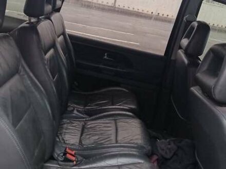 Черный Фольксваген Шаран, объемом двигателя 1.8 л и пробегом 38 тыс. км за 4100 $, фото 1 на Automoto.ua