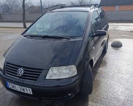 Черный Фольксваген Шаран, объемом двигателя 0 л и пробегом 410 тыс. км за 34036 $, фото 1 на Automoto.ua