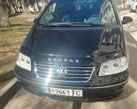 Черный Фольксваген Шаран, объемом двигателя 1.8 л и пробегом 26 тыс. км за 9500 $, фото 1 на Automoto.ua