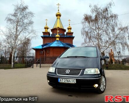 Черный Фольксваген Шаран, объемом двигателя 1.9 л и пробегом 275 тыс. км за 8600 $, фото 1 на Automoto.ua