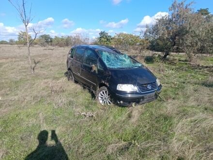 Фольксваген Шаран 2008 в Одессе на Automoto.ua Черный Фольксваген Шаран, объемом двигателя 0 л и пробегом 150 тыс. км за 2500 $, фото 1 на Automoto.ua