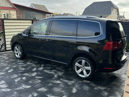 Черный Фольксваген Шаран, объемом двигателя 1.97 л и пробегом 297 тыс. км за 10500 $, фото 1 на Automoto.ua