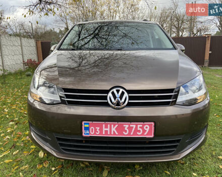 Коричневый Фольксваген Шаран, объемом двигателя 1.39 л и пробегом 198 тыс. км за 10800 $, фото 1 на Automoto.ua