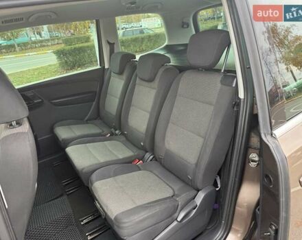 Коричневий Фольксваген Шаран, об'ємом двигуна 1.39 л та пробігом 250 тис. км за 10600 $, фото 16 на Automoto.ua