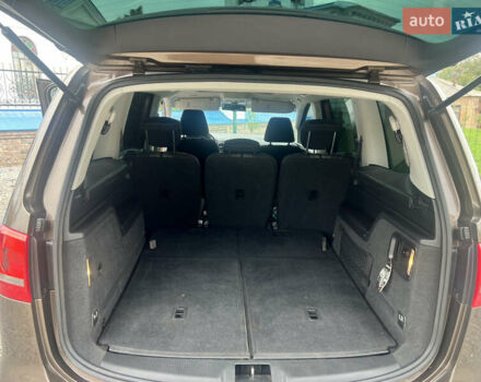 Коричневый Фольксваген Шаран, объемом двигателя 1.97 л и пробегом 322 тыс. км за 12400 $, фото 8 на Automoto.ua