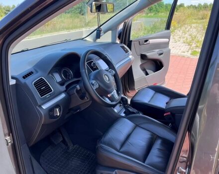 Коричневий Фольксваген Шаран, об'ємом двигуна 2 л та пробігом 84 тис. км за 7100 $, фото 5 на Automoto.ua