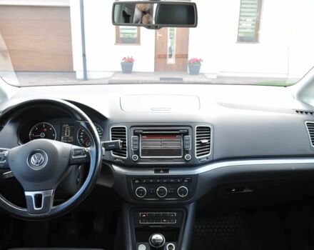 Коричневий Фольксваген Шаран, об'ємом двигуна 2 л та пробігом 90 тис. км за 9000 $, фото 9 на Automoto.ua