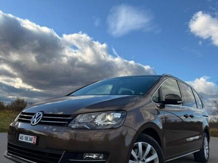 Коричневый Фольксваген Шаран, объемом двигателя 2 л и пробегом 199 тыс. км за 15300 $, фото 1 на Automoto.ua