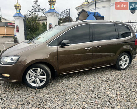 Коричневий Фольксваген Шаран, об'ємом двигуна 1.97 л та пробігом 322 тис. км за 12400 $, фото 1 на Automoto.ua