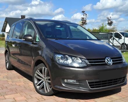 Коричневый Фольксваген Шаран, объемом двигателя 2 л и пробегом 90 тыс. км за 9000 $, фото 1 на Automoto.ua