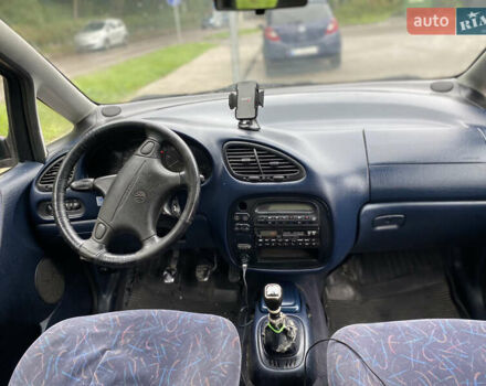 Фольксваген Шаран 1998 в Турке на Automoto.ua Красный Фольксваген Шаран, объемом двигателя 1.9 л и пробегом 500 тыс. км за 2599 $, фото 10 на Automoto.ua