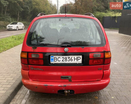 Красный Фольксваген Шаран, объемом двигателя 1.9 л и пробегом 500 тыс. км за 2600 $, фото 3 на Automoto.ua
