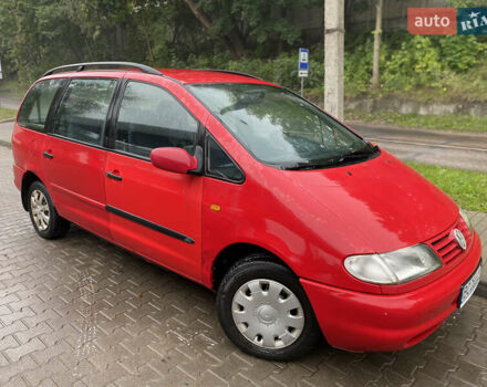 Красный Фольксваген Шаран, объемом двигателя 1.9 л и пробегом 500 тыс. км за 2599 $, фото 9 на Automoto.ua