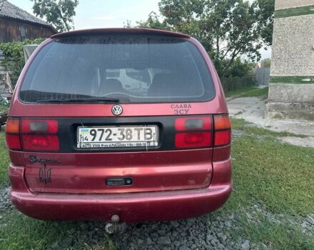 Червоний Фольксваген Шаран, об'ємом двигуна 0 л та пробігом 340 тис. км за 1900 $, фото 4 на Automoto.ua
