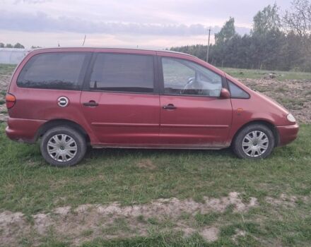 Червоний Фольксваген Шаран, об'ємом двигуна 0 л та пробігом 367 тис. км за 2000 $, фото 1 на Automoto.ua