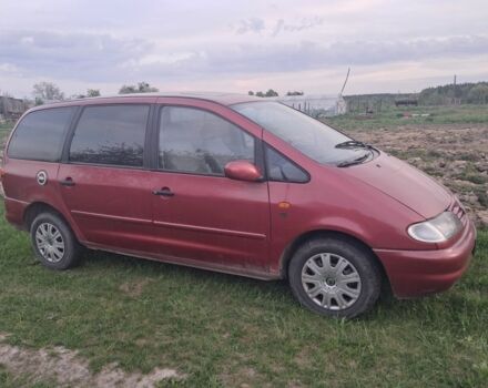 Червоний Фольксваген Шаран, об'ємом двигуна 0 л та пробігом 367 тис. км за 2000 $, фото 3 на Automoto.ua