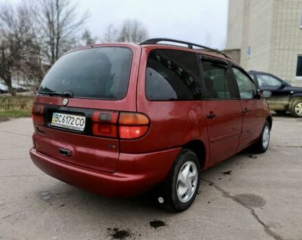 Красный Фольксваген Шаран, объемом двигателя 1.9 л и пробегом 284 тыс. км за 3200 $, фото 5 на Automoto.ua