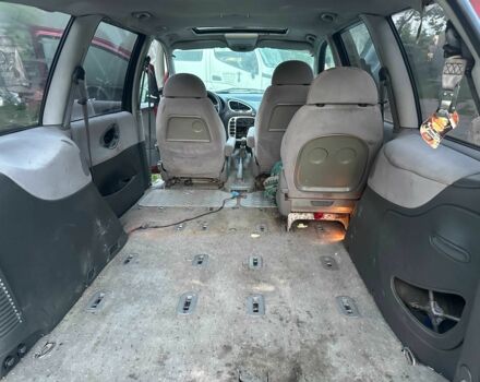 Червоний Фольксваген Шаран, об'ємом двигуна 0 л та пробігом 340 тис. км за 1900 $, фото 17 на Automoto.ua