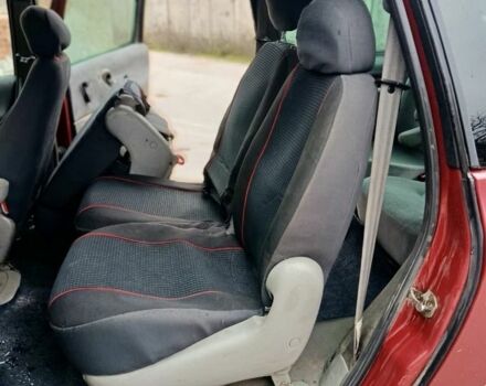 Красный Фольксваген Шаран, объемом двигателя 1.9 л и пробегом 284 тыс. км за 3200 $, фото 7 на Automoto.ua