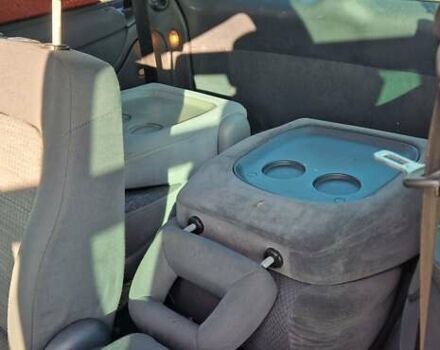 Красный Фольксваген Шаран, объемом двигателя 1.9 л и пробегом 300 тыс. км за 3200 $, фото 7 на Automoto.ua