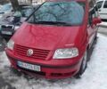Красный Фольксваген Шаран, объемом двигателя 1.9 л и пробегом 272 тыс. км за 5500 $, фото 1 на Automoto.ua