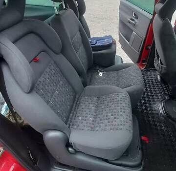 Красный Фольксваген Шаран, объемом двигателя 1.9 л и пробегом 242 тыс. км за 6500 $, фото 13 на Automoto.ua