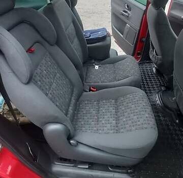 Красный Фольксваген Шаран, объемом двигателя 1.9 л и пробегом 242 тыс. км за 6500 $, фото 14 на Automoto.ua